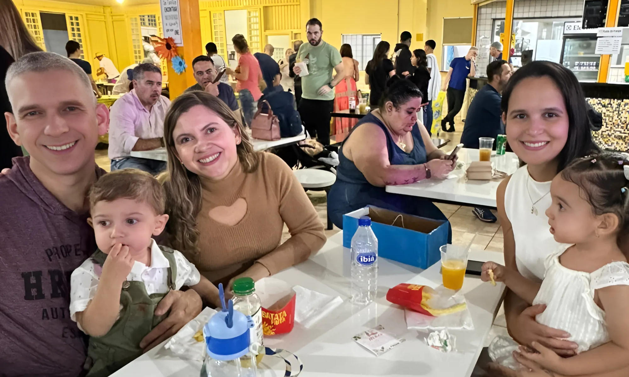 Pastelaço Especial de Dia das Mães: sabor, emoção e solidariedade em uma noite inesquecível.